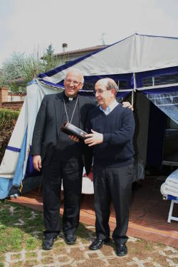 Ernesto Olivero con il vescovo Giuseppe Molinari