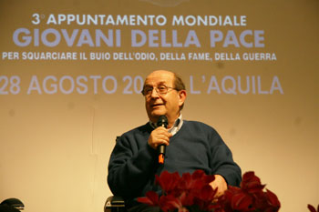 Ernesto olivero all'incontro di Milano