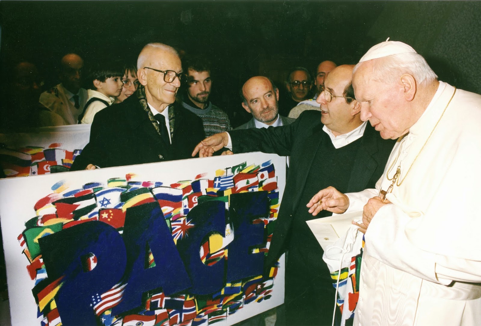 Decidimos procurar “mestres”. João Paulo II foi um deles...